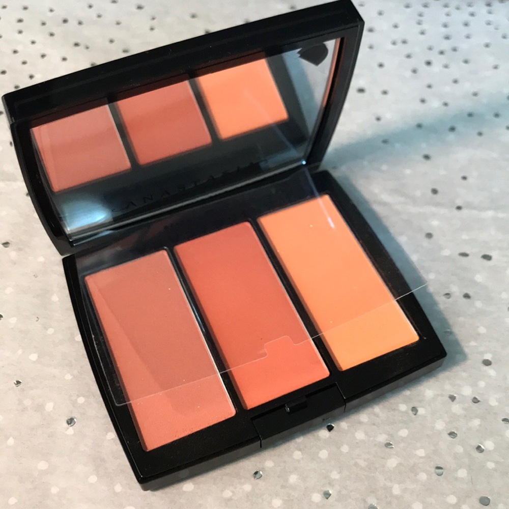 Anastasia Beverly Hills Peachy Love Blush Trio